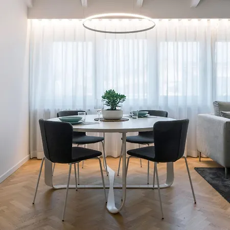 Chiaroscuro By Al Apartman Brescia