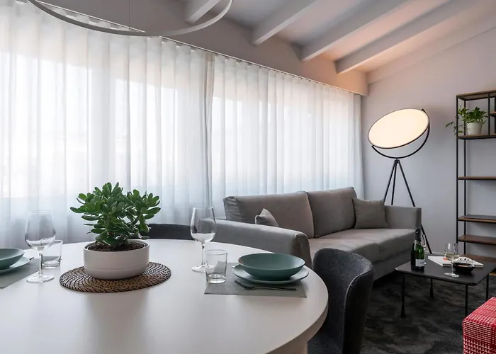 公寓 Chiaroscuro By Al 布雷西亚