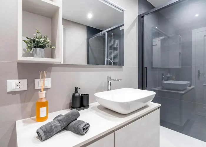 Апартаменты Chiaroscuro By Al